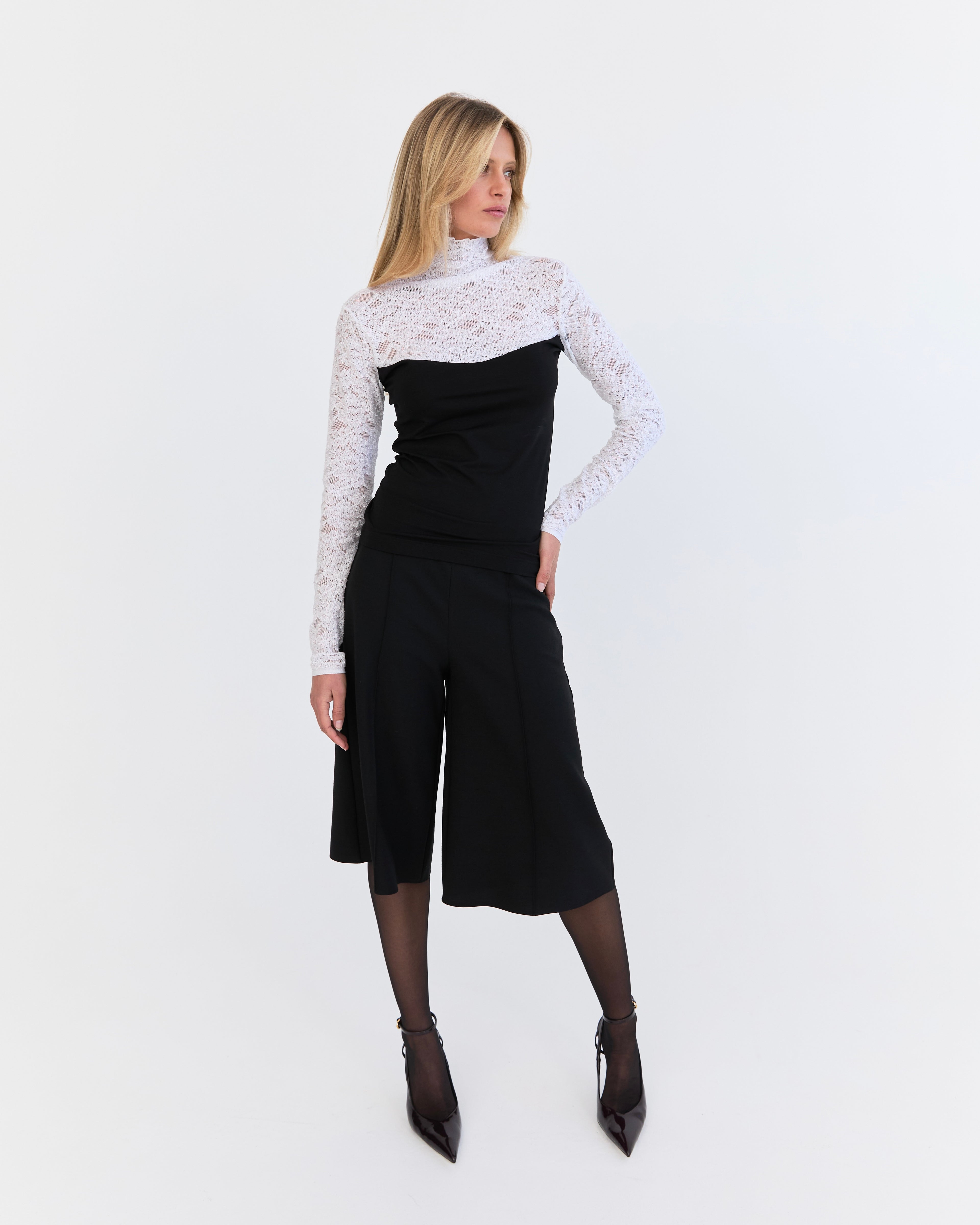 Amelie Lace Jersey Skive - Black &amp; White